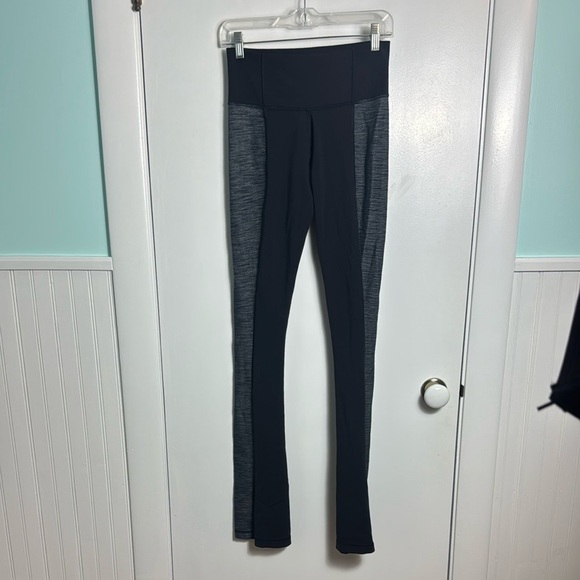 Lululemon Barre Pulse Pant Black Reversible Slub Denim Black Size 6 - Picture 2 of 10